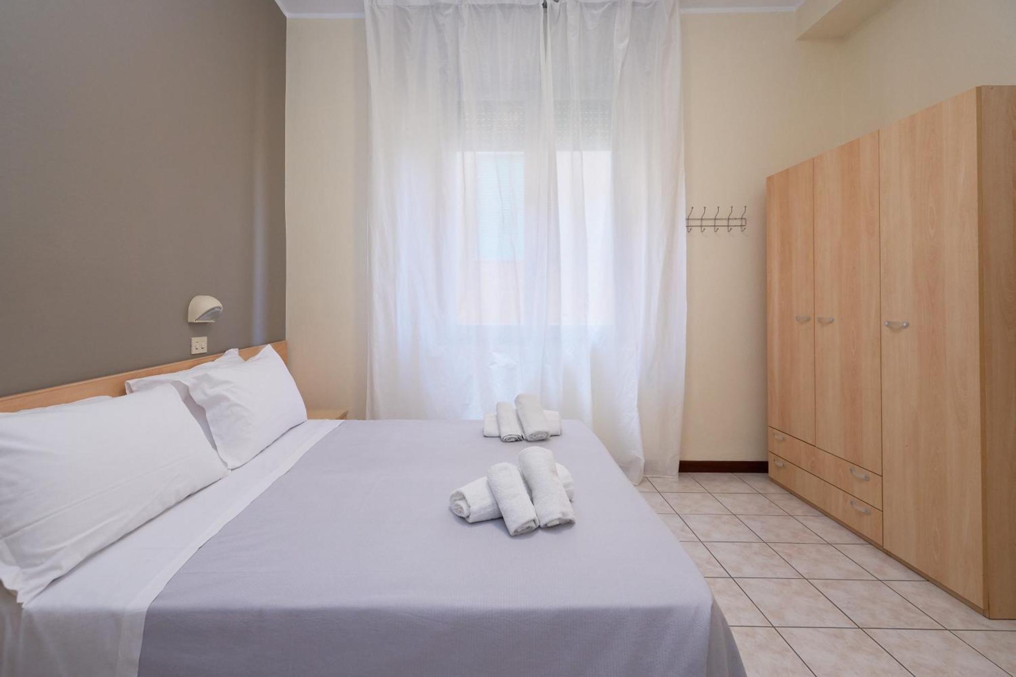 Hotel Jolanda Bellaria-Igea Marina Exteriör bild